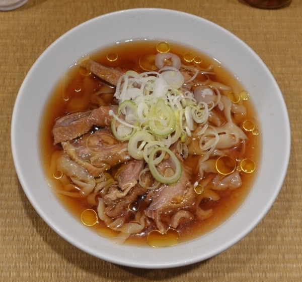 「【限定】冷やし親鶏中華そば（980円）」@手打 親鶏中華そば 綾川の写真