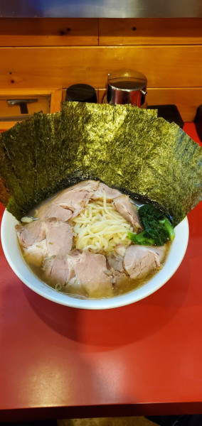 「チャーシュー麺中盛り」@ラーメン しらいしの写真
