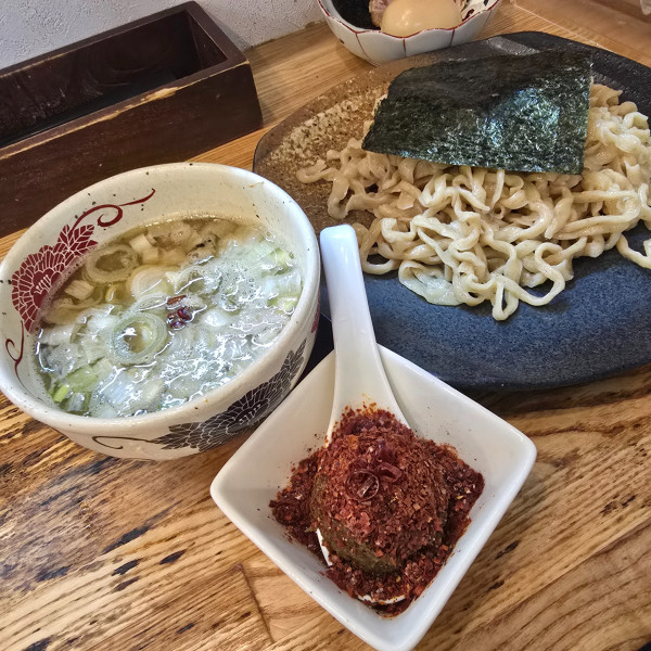 「特製つけそば カレー玉」@中華そば専門 とんちぼの写真