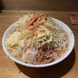 ラーメン1000円+かつお節50円 全マシ