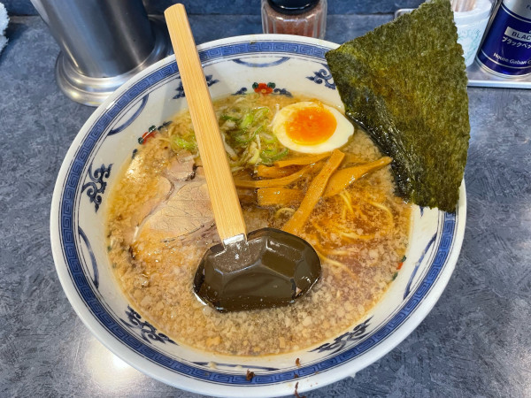 「にんにくこってりラーメン￥900」@らーめん 八快の写真