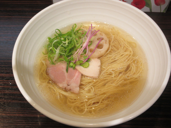 「白系中華そば（1,000円）」@中華そば 糸の写真