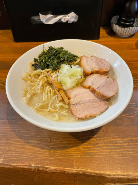 「特製丸鶏と帆立の(朝)ラー麺(中太麺)　1200円」@自家製麺 ラカンの写真