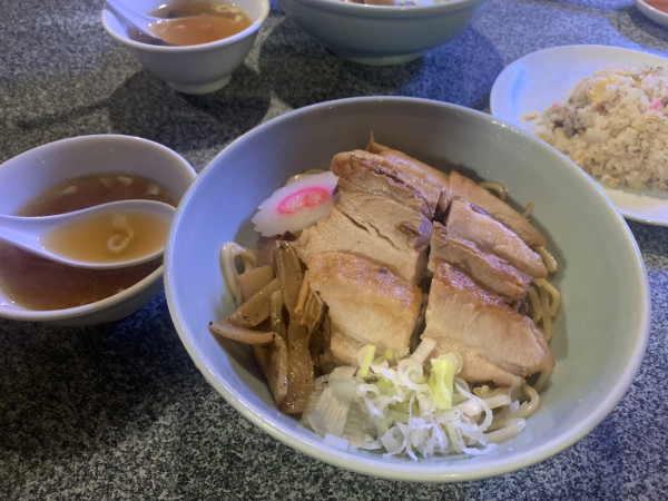 「チャーシューあぶら～麺＋半チャーハン」@あぶら〜亭 桜上水本店の写真