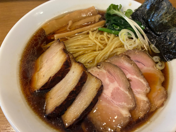 「しょうゆラーメン＋麺大盛り＋チャーシュー増し：1280」@らーめん さいとうの写真