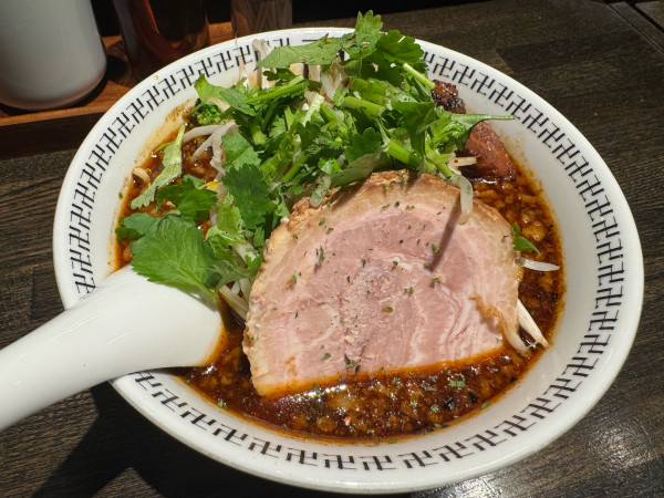 「スパイスもやしラーメン　切れ端　辛さ増W」@スパイス・ラー麺 卍力の写真