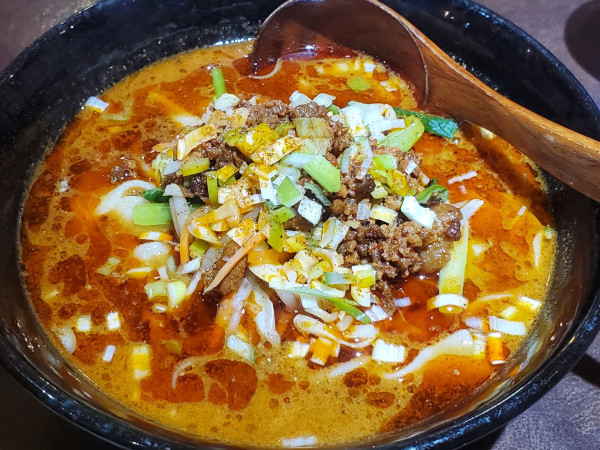 「麻辣刀削麺」@香辛中華 來來羊の写真