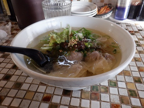 「うま塩ワンタン麺」@野田焼売店の写真