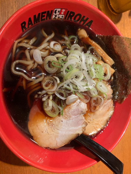 「富山ブラック」@麺家いろは CiC店の写真