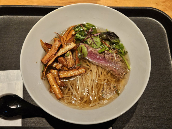 「牛骨ラーメン～清湯～」@座銀 ZAGIN DIVeRSITYの写真