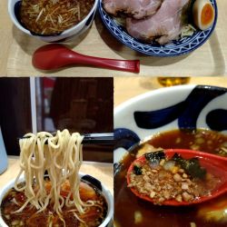 『チャーシューつけ麺+大盛(￥1200+100)』を細麺で