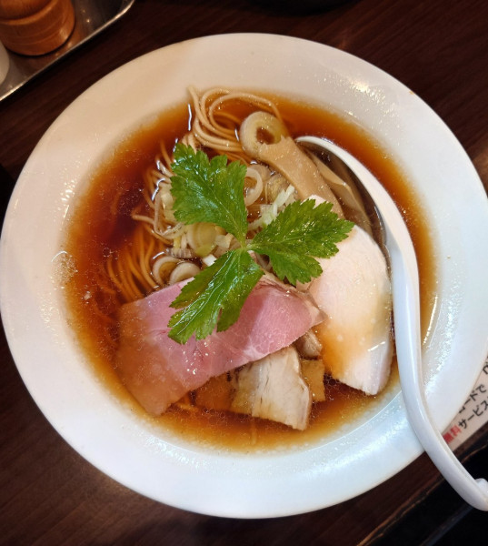 「飛魚だし醤油そば(920円)」@だし廊 -DASHIRO-の写真