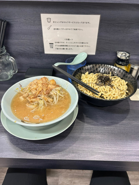 「つけ麺普通、ちょい脂ニンニク」@オリバーヌードルの写真