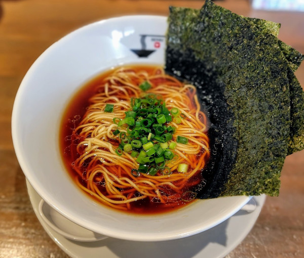 「素ラーメン 650円 海苔 150円」@中華そば 千里の写真