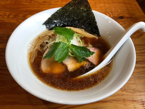 「手揉み中華そば　醤油」@麺や晴心の写真