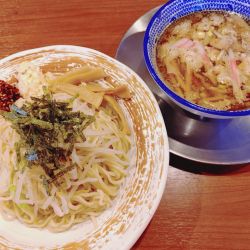 坂戸つけめん（小）　９５０円