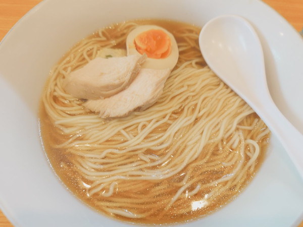 「鶏そば醤油」@支那そば 一本気の写真