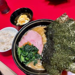 ラーメン(780円)/くずしたまご(100円)/海苔(Twitt