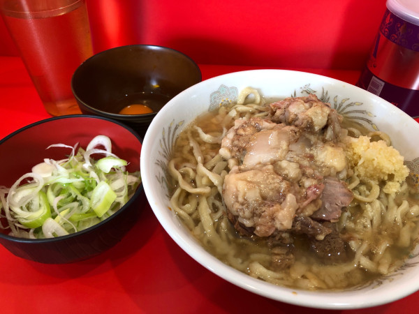「小 ネギ、生卵、野菜抜きニンニクアブラ」@ラーメン二郎 朝倉街道駅前店の写真