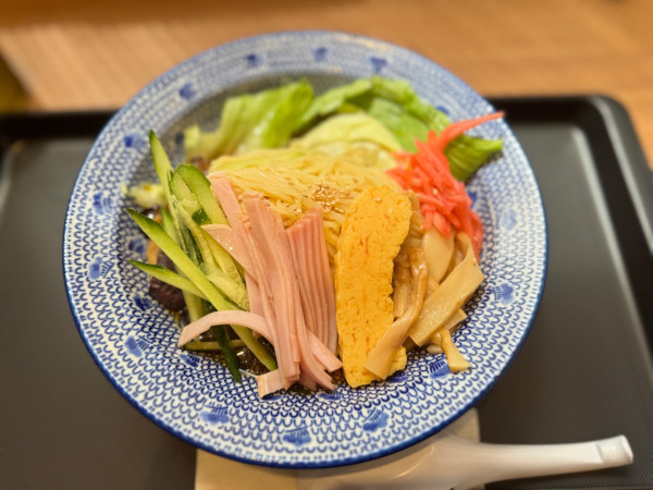 「冷やし中華 619円(税込680円)」@松軒中華食堂 下赤塚店の写真