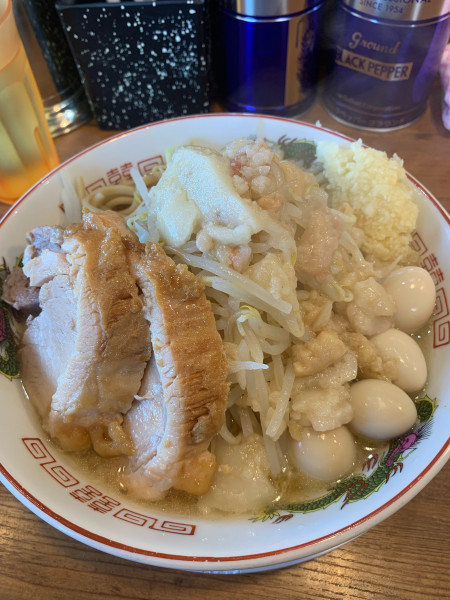 「小ラーメン(うずらﾆﾝﾆｸｱﾌﾞﾗ)」@ガッツリラーメンいち豚 いわき鹿島店の写真