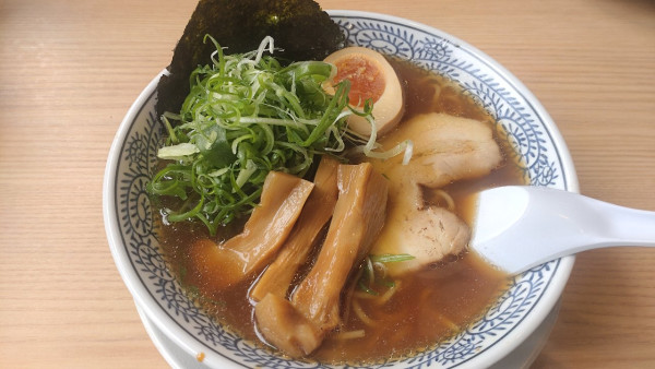 「熟成醤油ねぎラーメン」@丸源ラーメン 新鎌ケ谷店の写真