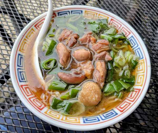 「鴨ラーメン1000円」@拉麺 時代遅れの写真