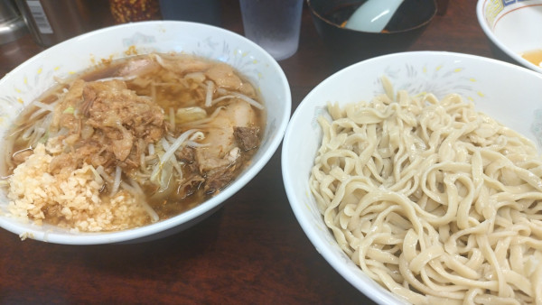 「つけ麺　ﾆﾝﾆｸｱﾌﾞ卵✕2      ¥1000+¥100」@ラーメン二郎 めじろ台店の写真
