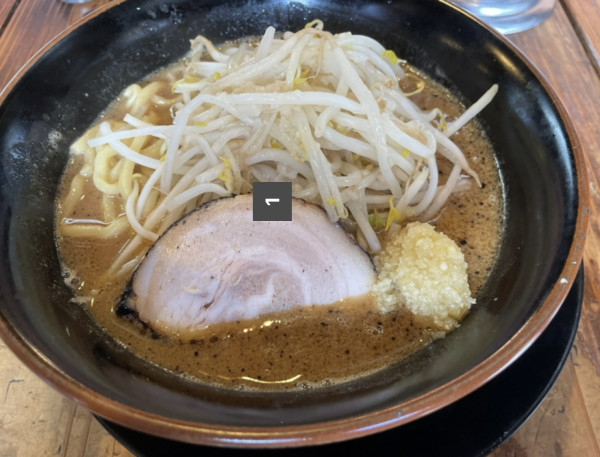 「味噌らーめん小」@麺や豚髭の写真