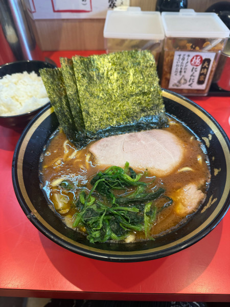 「ラーメン」@横浜家系ラーメン 大﨑家の写真