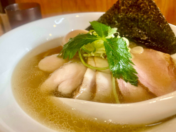 「特製手揉み中華そば」@麺や晴心の写真