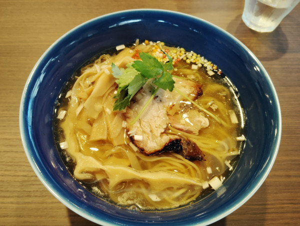 「しおらぁ麺　　1000円　めんままし　200円」@支那蕎麦屋  藤花の写真
