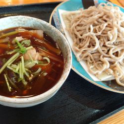 葱肉つけめん蕎麦950円(キャンペーンで500円)