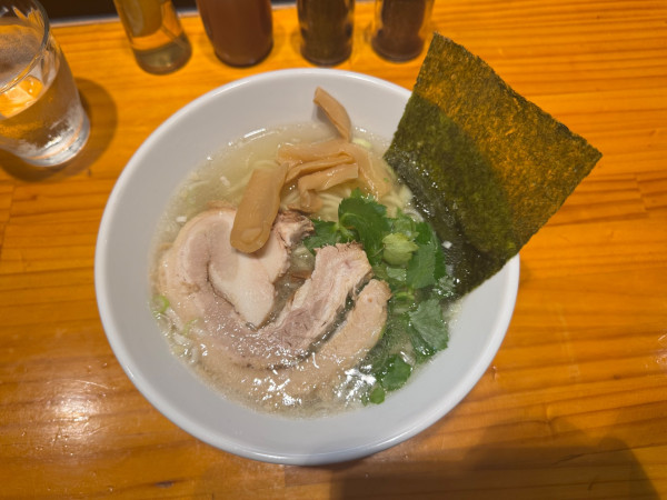 「真鯛豚骨中華蕎麦(並150g) 900円」@真鯛豚骨中華蕎麦 一潮の写真