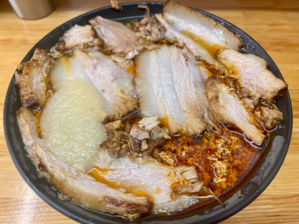 「激辛チャーシュー TP にんにく」@北大塚ラーメンの写真