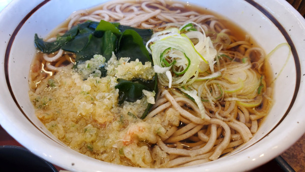 「辛口カレーセット（たぬきそば）」@山田うどん 庄和町店の写真