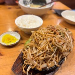 ホルモン鉄板焼きらーめん定食【みそ】