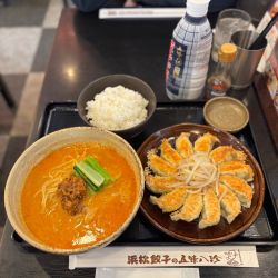 浜松餃子とラーメンのセット