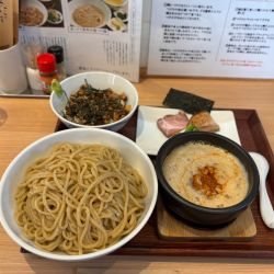 豆乳担々つけ麺