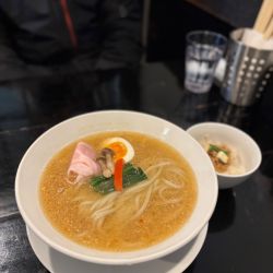 寅の味噌拉麺~奏龍~