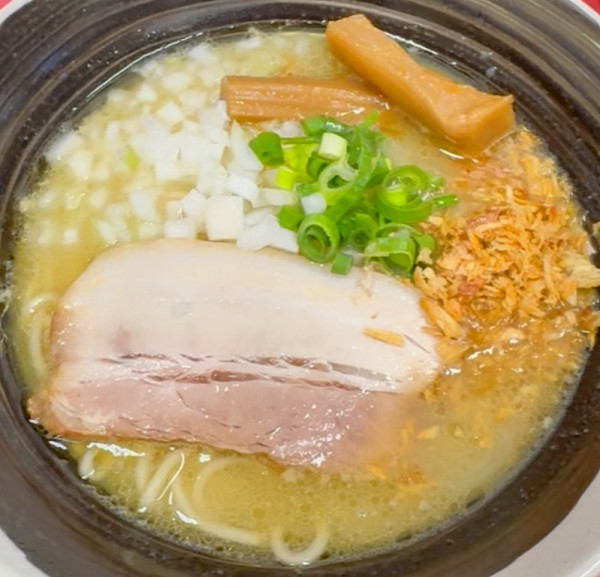 「塩らーめん 900円」@麺魂 輝時の写真