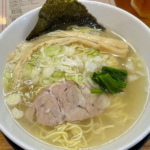 「塩らぁめん」@らぁめん人徳の写真