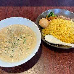 鶏だし醤油つけ麺