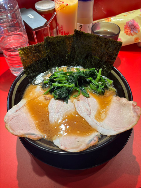「ラーメン(チャーシュー増)」@家系ラーメン 王道乃印 新橋店の写真