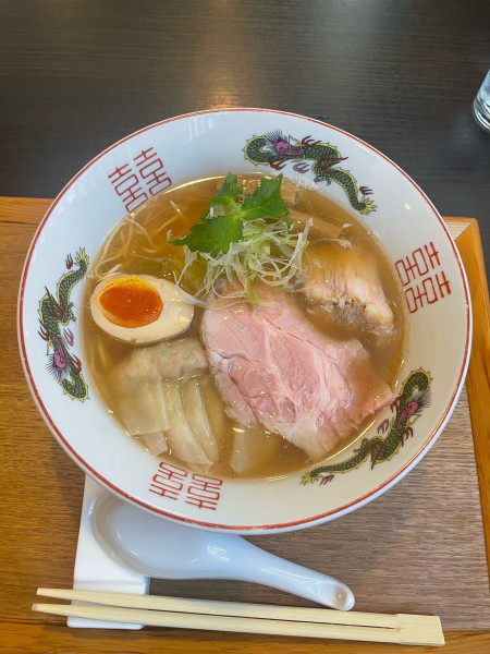 「かつらの中華蕎麦(1100円)」@豚骨清湯・自家製麺 かつらの写真