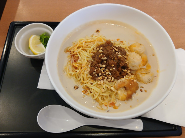 「飯田商店監修・冷やし豆乳担々麵 1496円」@デニーズ 谷在家店の写真