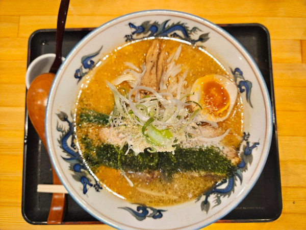 「みそらーめん小盛」@らーめん め組の写真