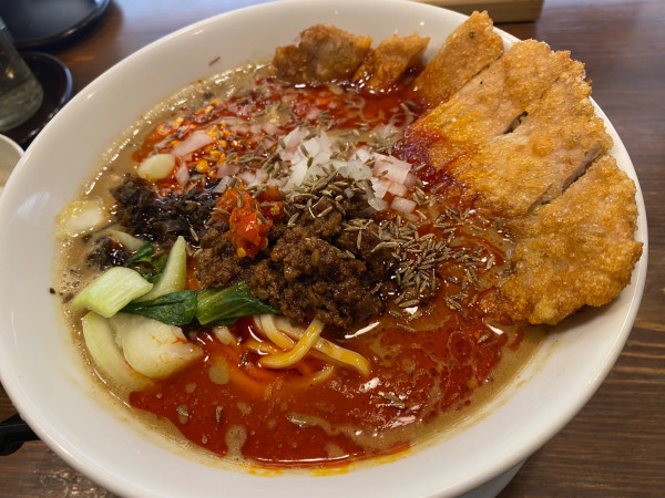 「パイコーカレー担々麺（2辛）」@四川担々麺 赤い鯨の写真