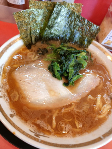「ラーメン」@家系ラーメン 裏大輝家 青物横丁店の写真