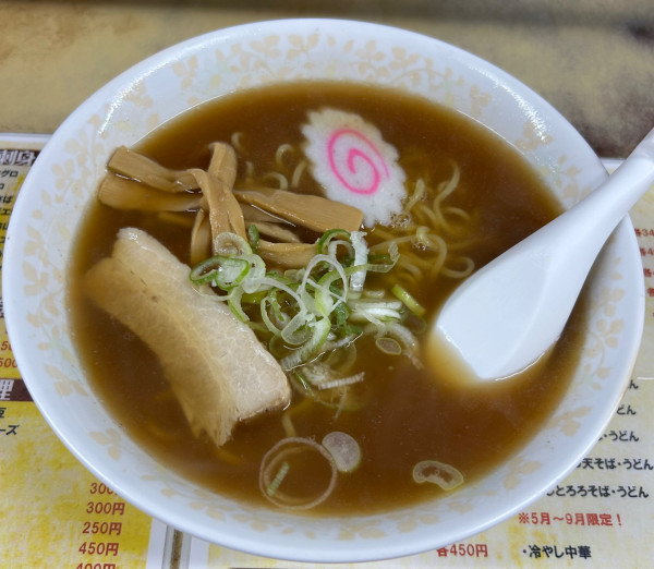 「醤油ラーメン¥450」@信濃路の写真